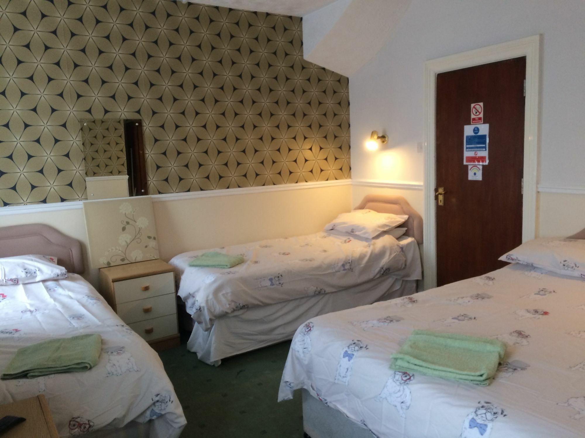 Chatley Court Guest House Bridlington Eksteriør bilde